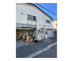 【店舗・ガレージ付きのアパート一棟貸し】北海道留萌市アパート